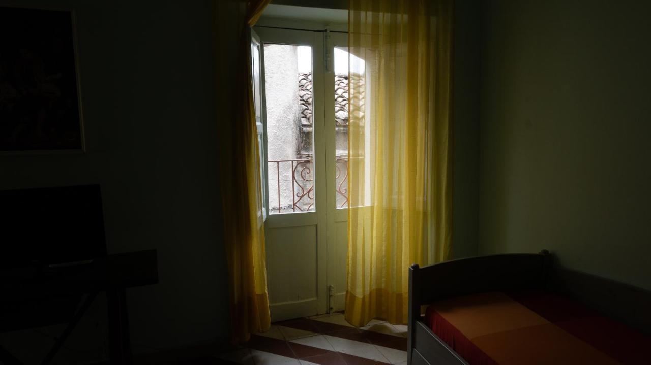 La Via Di Fuga Apartment Pietrapertosa Ngoại thất bức ảnh